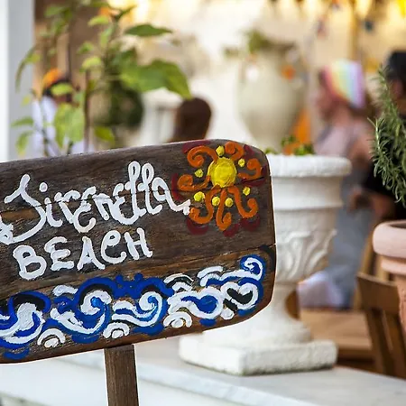 Hotel La Sirenella 3*