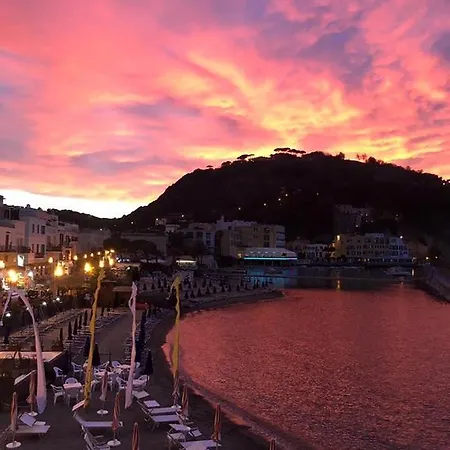 Hotel La Sirenella 3*
